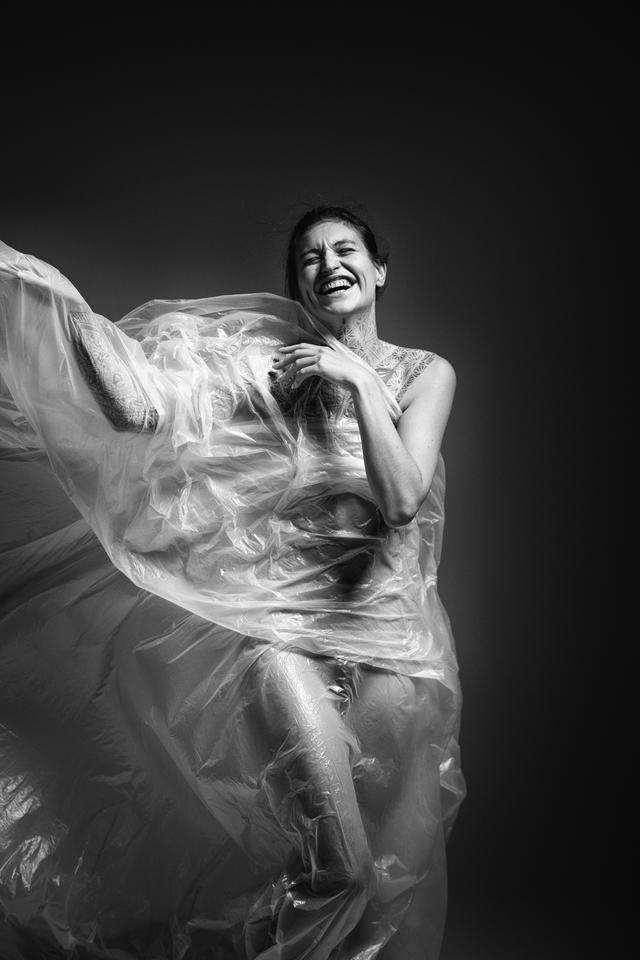 
                  
                    
                     NIKON CORPORATION 
                     NIKON Z f 
                  
                  