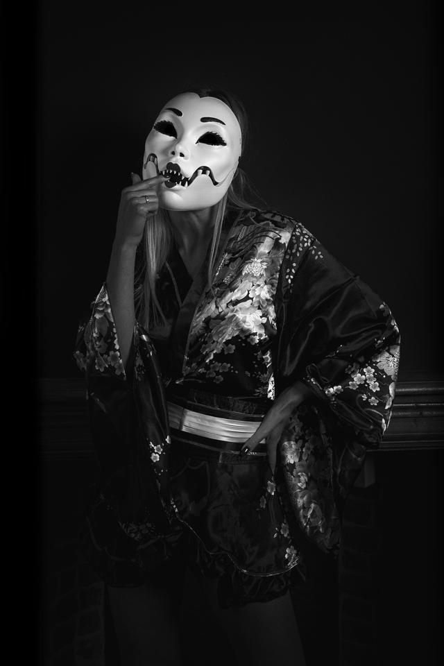 
                  
                    
                     NIKON CORPORATION 
                     NIKON Z f 
                  
                  