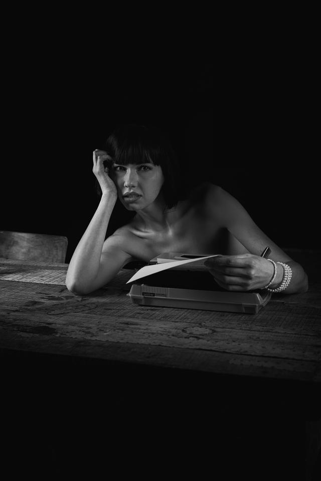 
                  
                    
                     NIKON CORPORATION 
                     NIKON Z f 
                  
                  