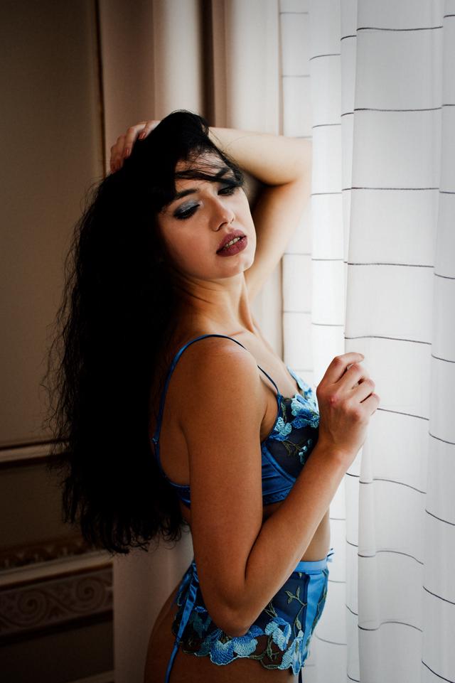 
                  
                    
                     NIKON CORPORATION 
                     NIKON Z f 
                  
                  